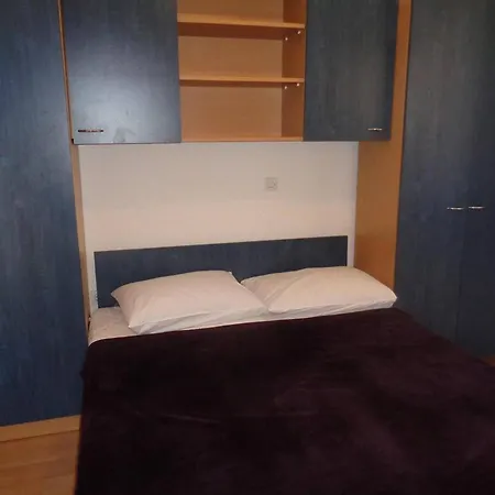 Apartamento With Wifi - 27709